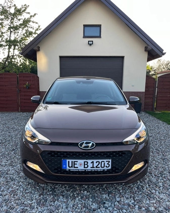 Hyundai i20 cena 42900 przebieg: 18000, rok produkcji 2015 z Pisz małe 407